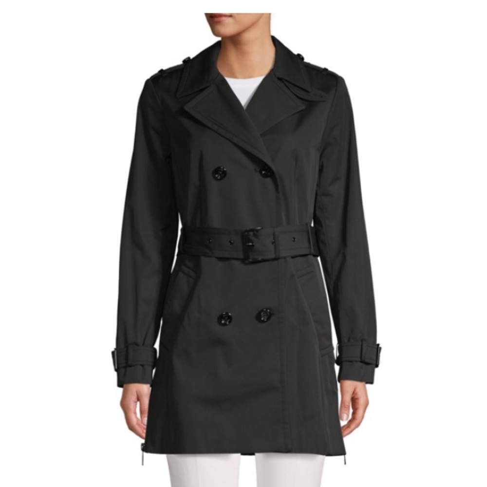 Women’s medium MK rain jacket